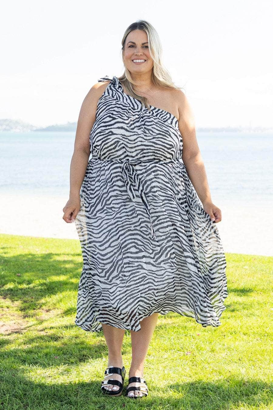 plus-size v neck dress