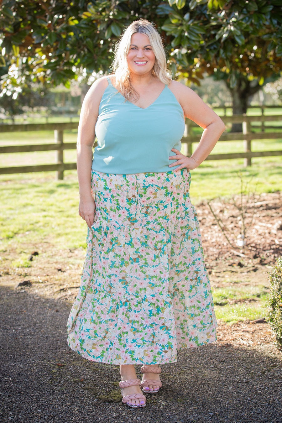 plus size floral skirt