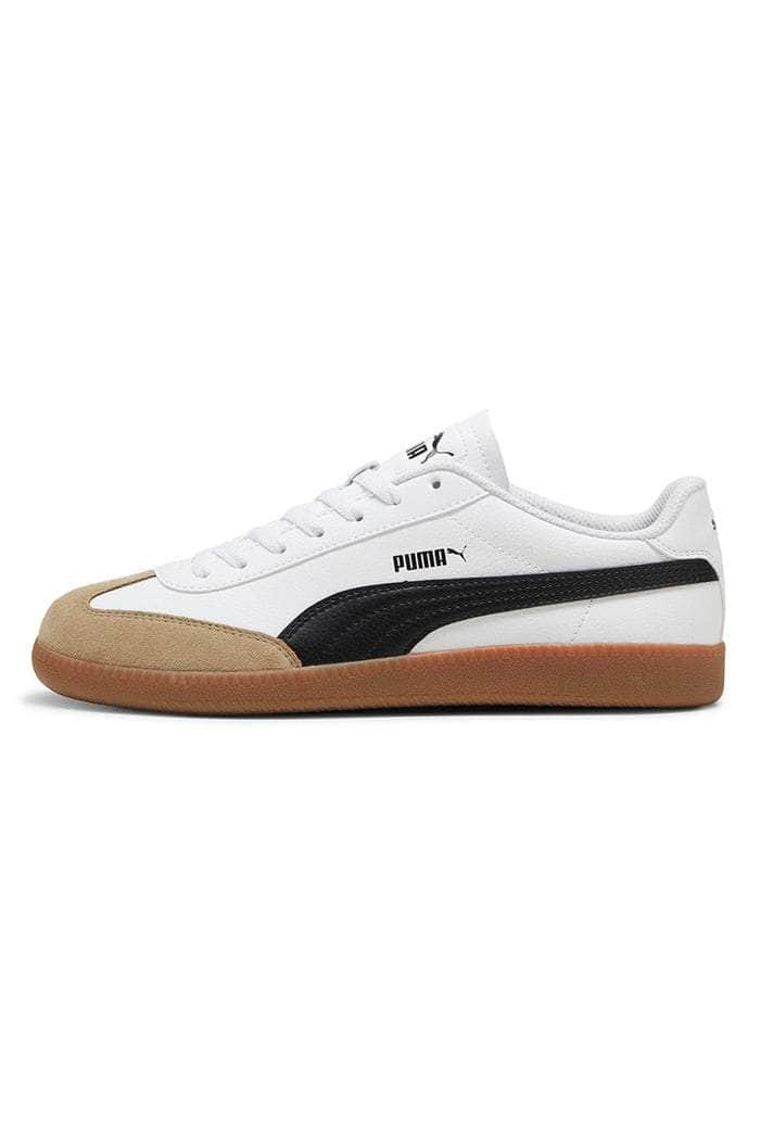 white puma sneaker