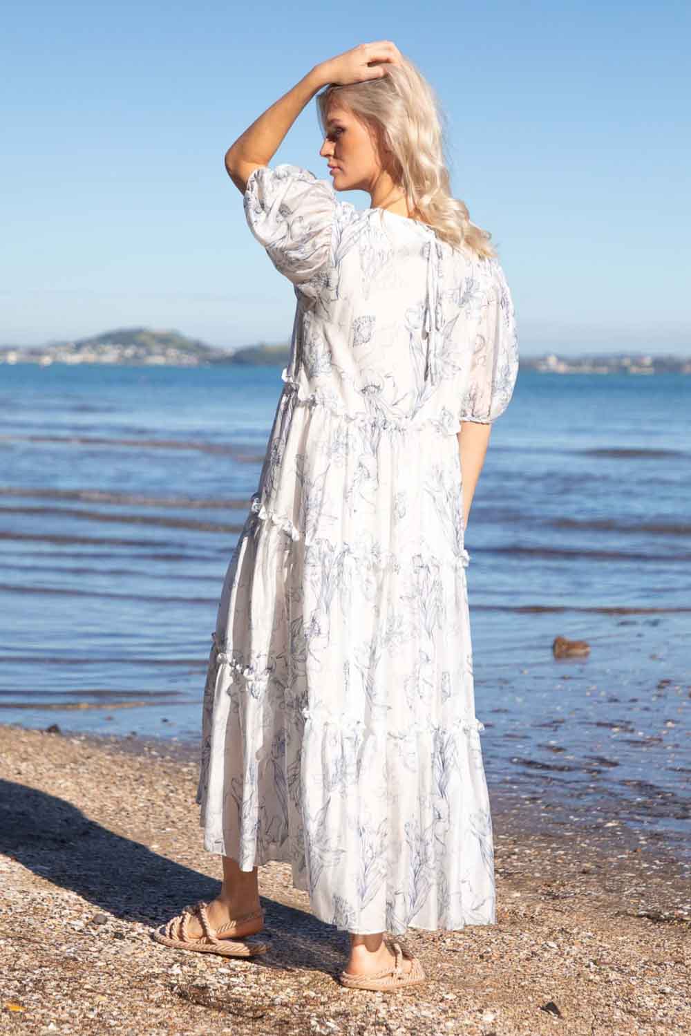 Dress sale at the bay 2025