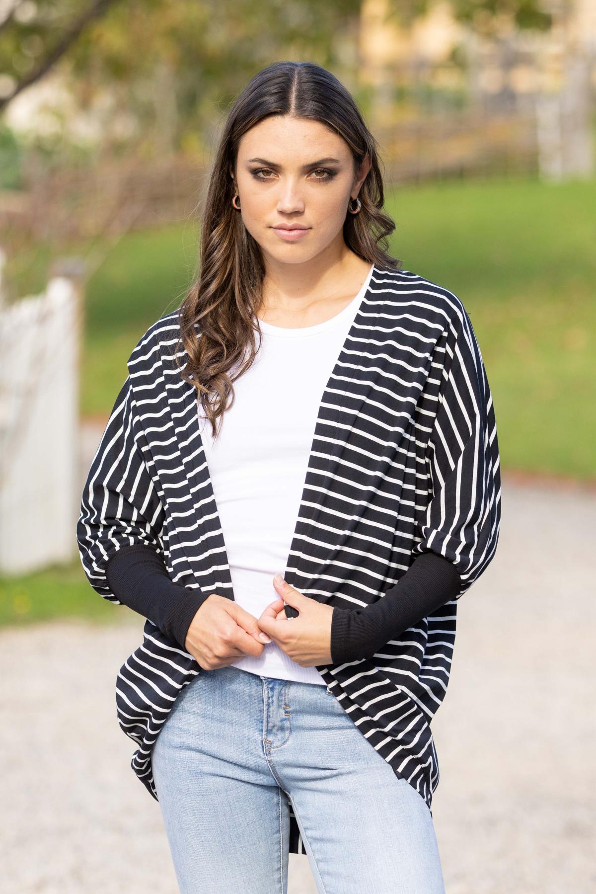 Cardi Black/White Stripe