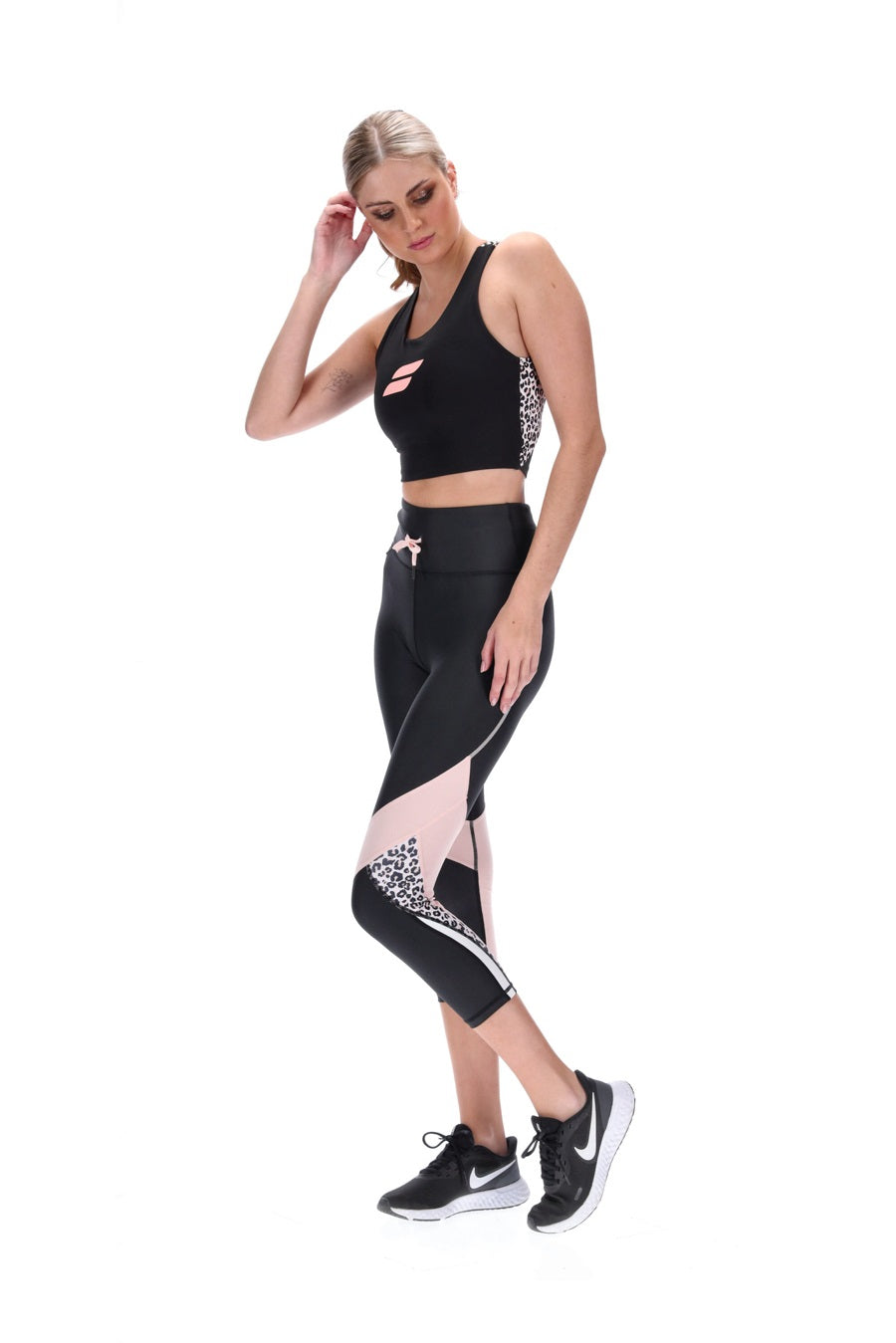 Pivot 7/8 Legging