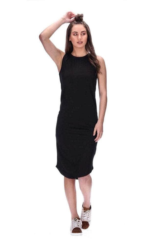 Suzy hotsell black dress